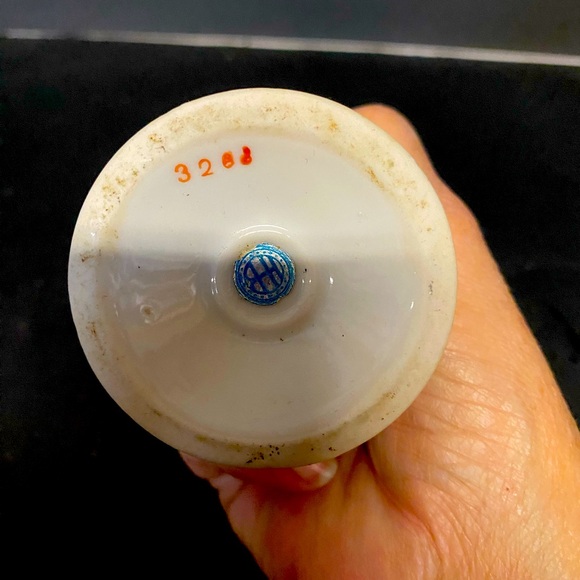 Vintage Blue Lusterware Dragon ware Bud Vase - Picture 7 of 12